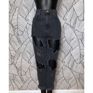 High Waist and Major Distress Washed Black Jeans